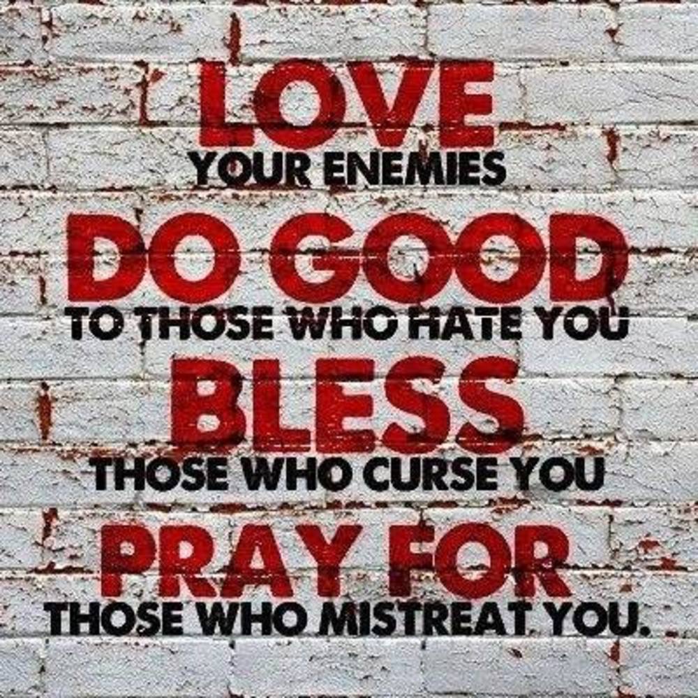 Meet your Posher, Parisah